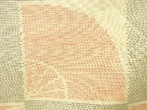 アンティーク　市松に扇模様織り出し本場大島紬着物